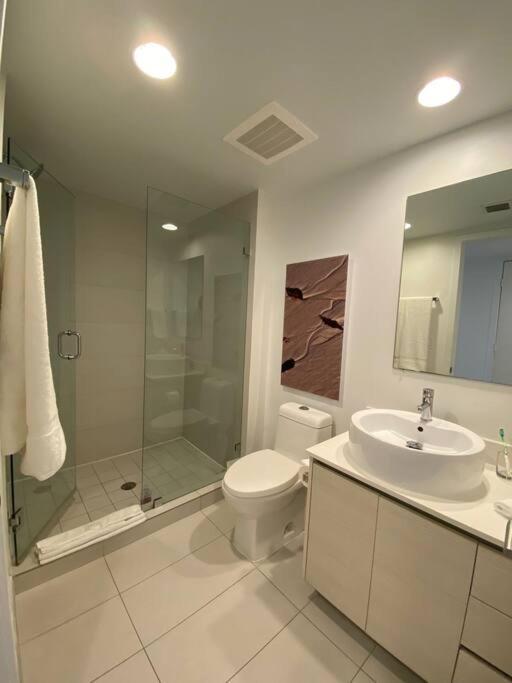 Amazing Studio Beach Walking Distance! 26B Холандейл Бийч Екстериор снимка