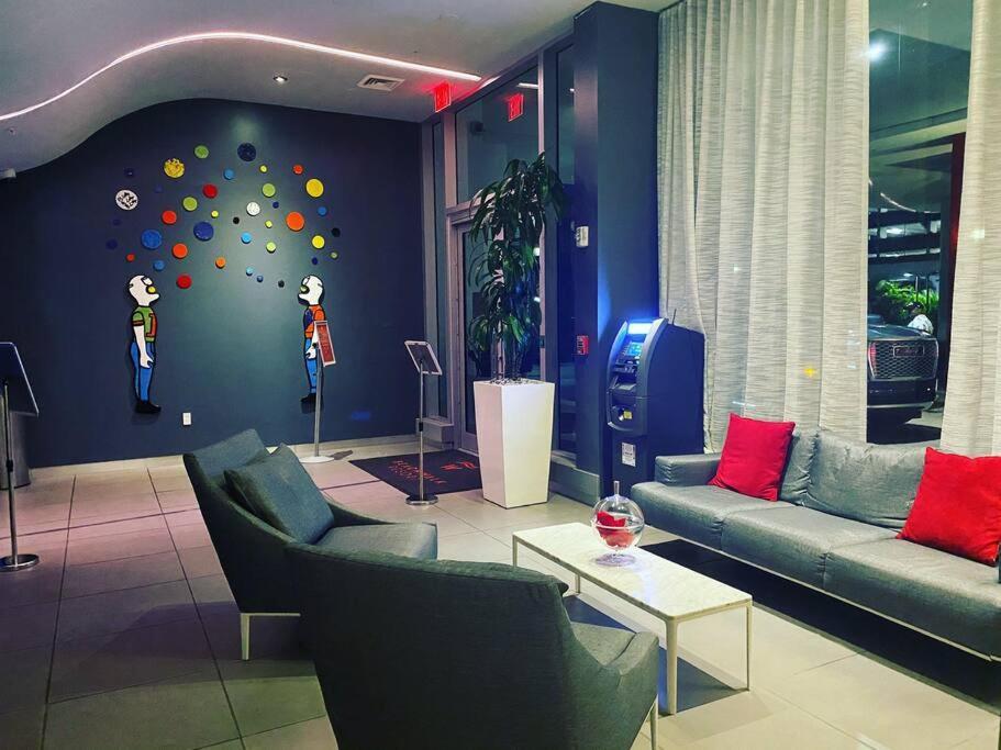 Amazing Studio Beach Walking Distance! 26B Холандейл Бийч Екстериор снимка